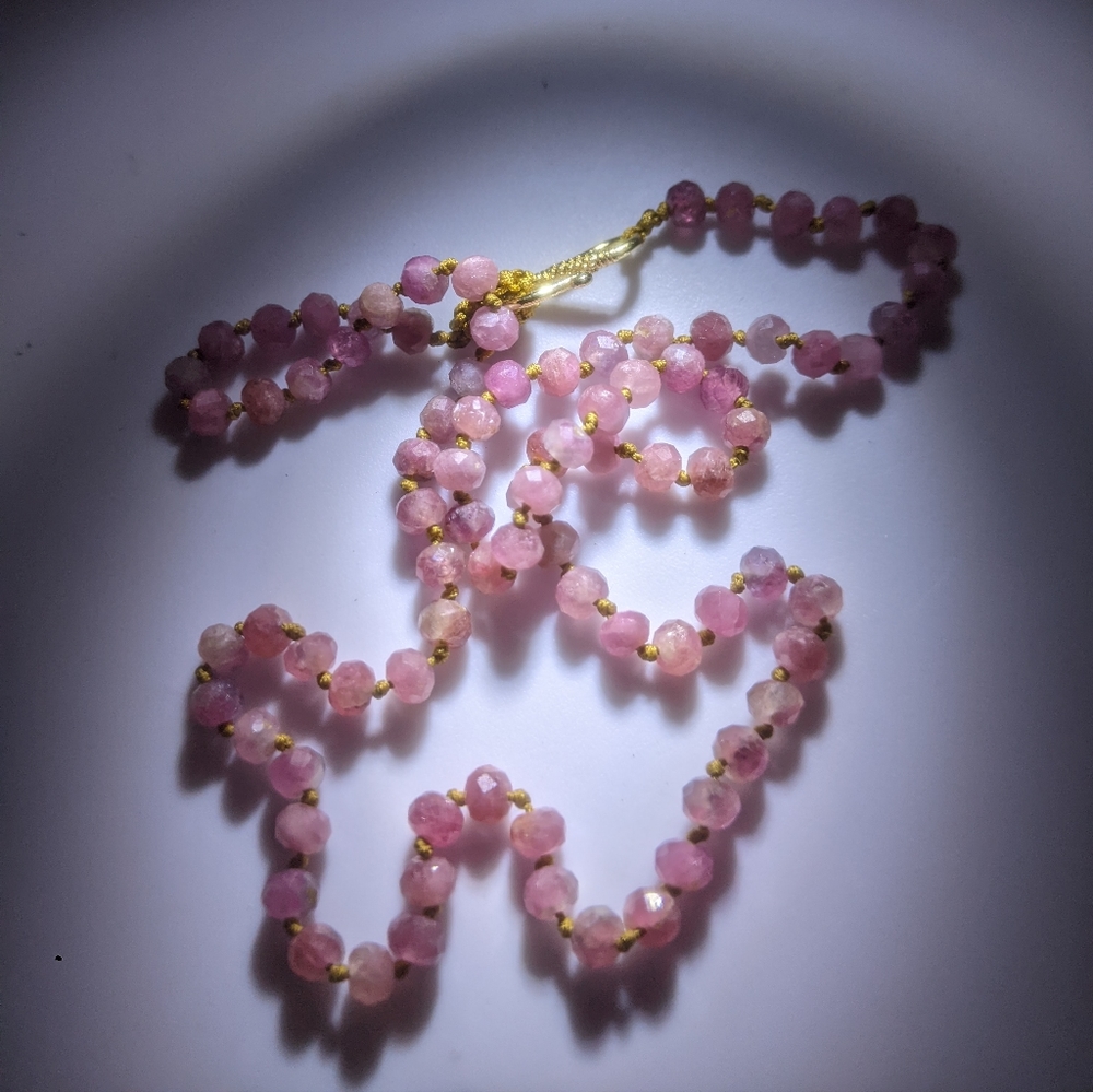 Vintage mini pink quartz choker necklace - Picture 8 of 16